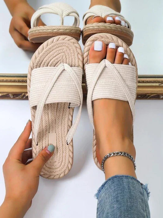 Momount Dámske espadrilkové sandále – ploché šľapky z pletenej juty s prstencom na palec