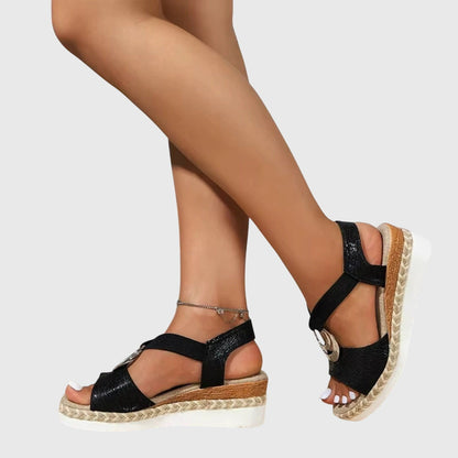 Momount dámske espadrilkové sandále na kline – púdrové, metalický remienok na členku