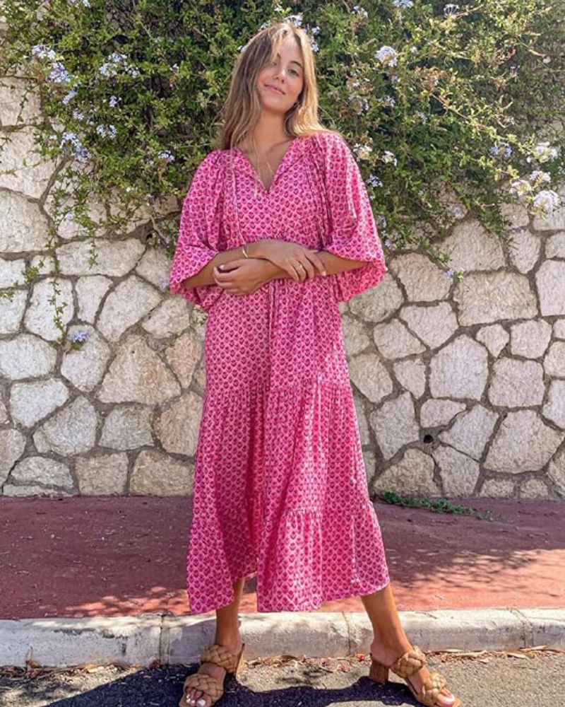 Bellanova | Boho vzorované stupňovité letné maxi šaty s V výstrihom