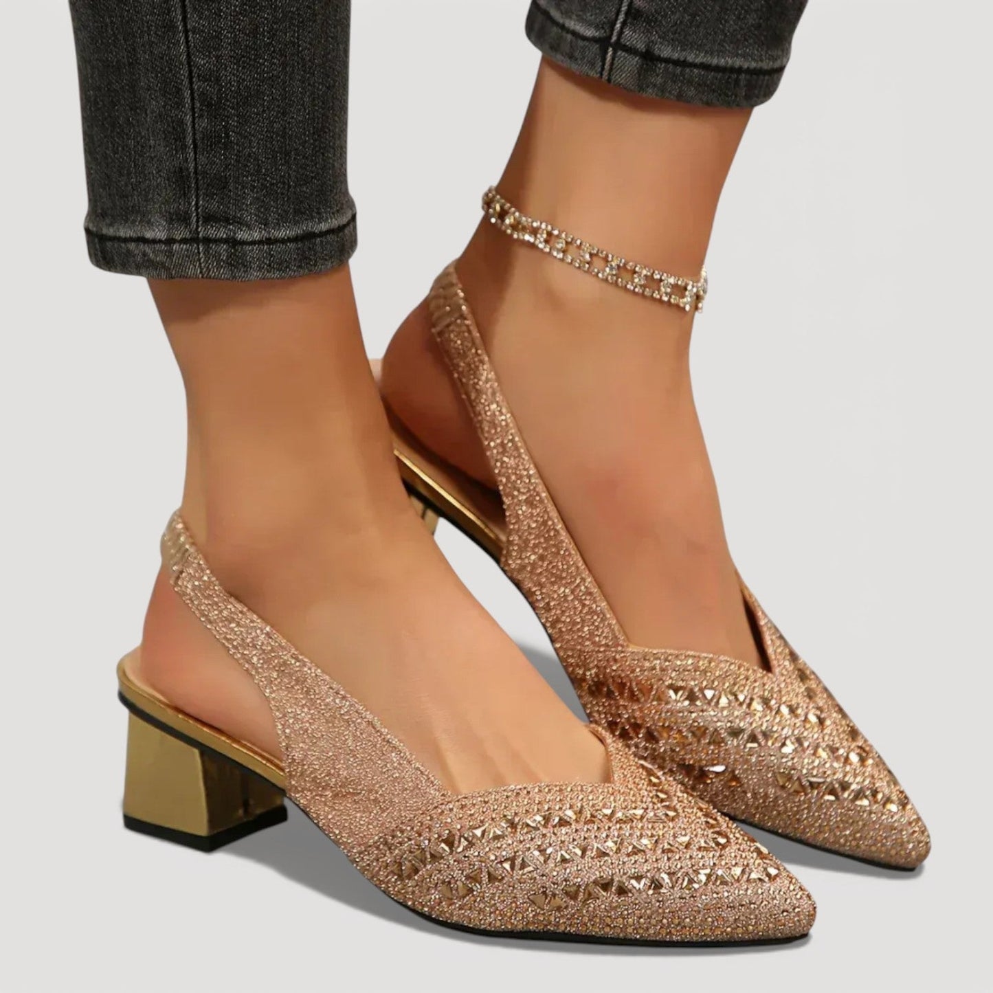 Momount dámske slingback lodičky – štras, špicatá špička, nízky blokový opätok, výrez do V