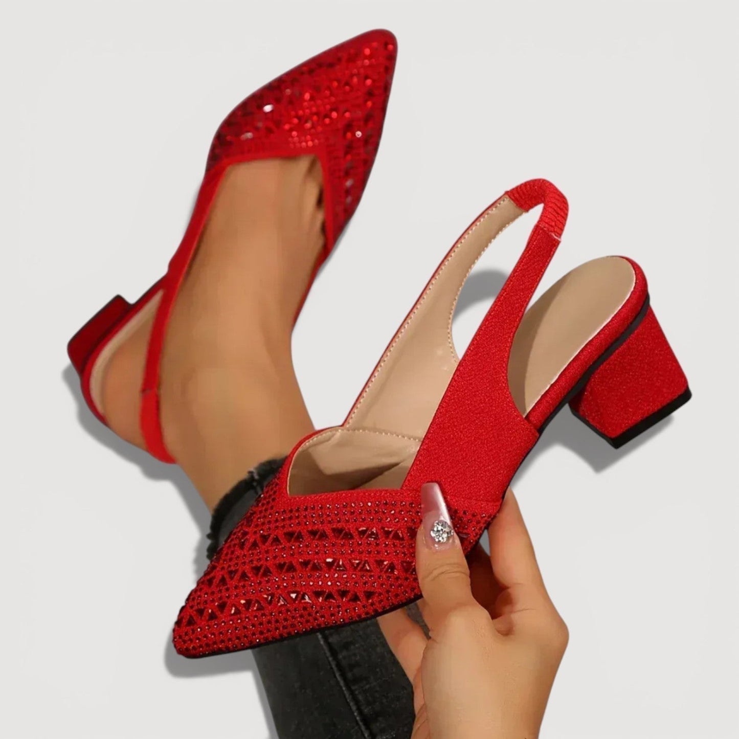 Momount dámske slingback lodičky – štras, špicatá špička, nízky blokový opätok, výrez do V