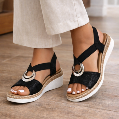 Momount dámske espadrilky na kline – pohodlné s metalickým prekríženým remienkom