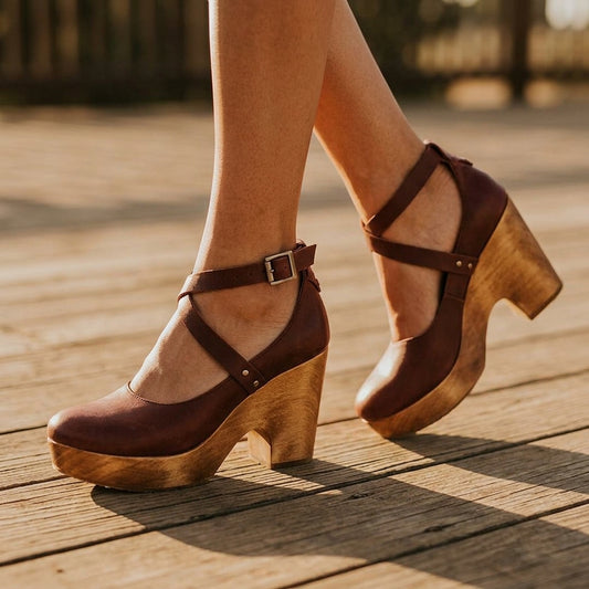 Momount Clog Wedge Sandals - brown_onfoot